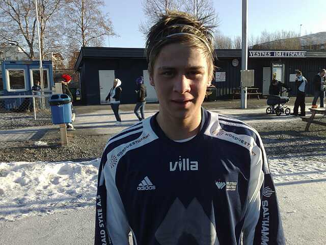 Tommy Kanishi Andreassen skåra tre mot HaNo. (Foto: Asbjørn Vik)