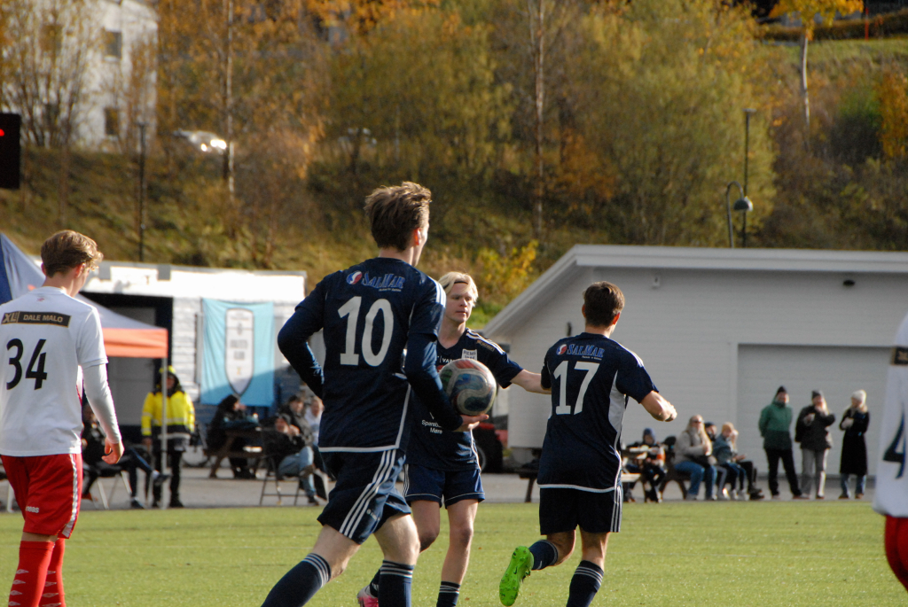 Sjå bilda frå serieavslutninga